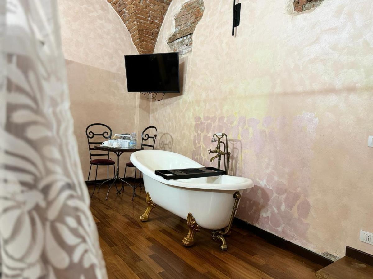 Luxury Corte Dei Nobili Lucca Exteriör bild