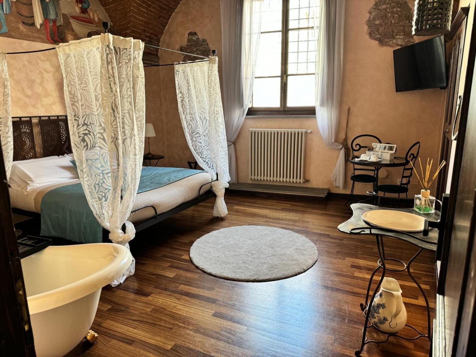 Luxury Corte Dei Nobili Lucca Exteriör bild
